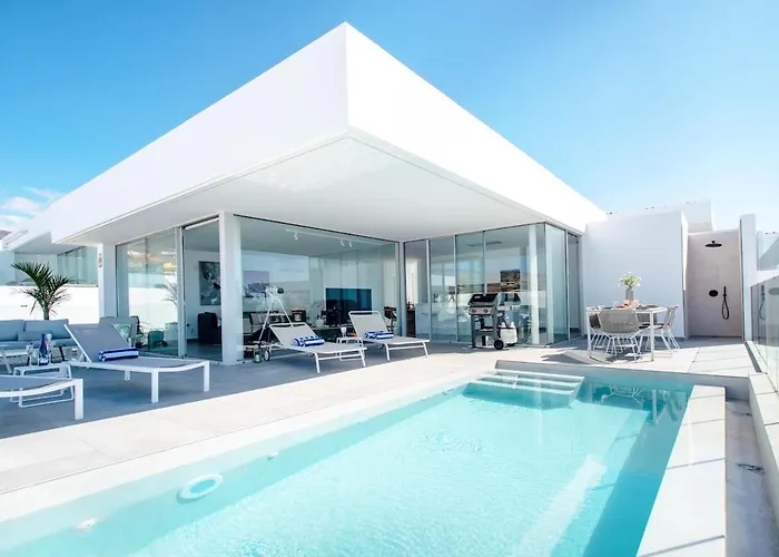 Vila Luxury La Mia With Heated Pool Callao Salvaje