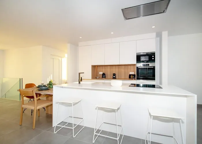 Luxury La Mia With Heated Pool Vila *