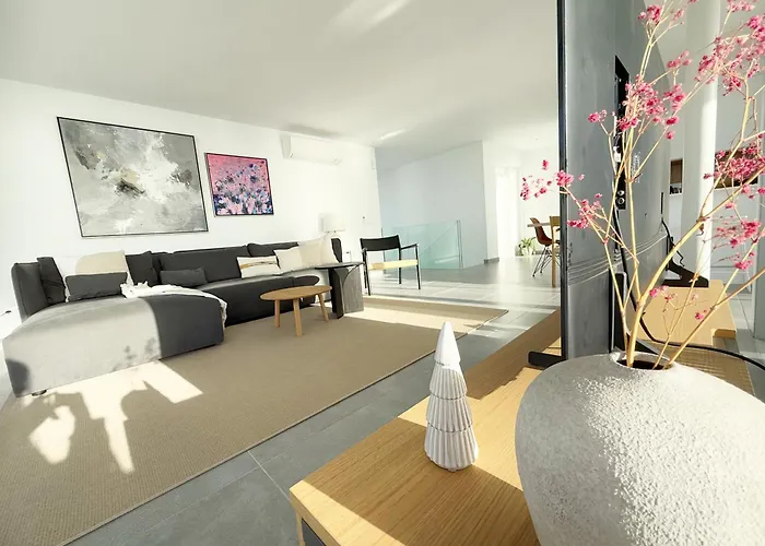 Luxury La Mia With Heated Pool *