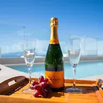 Luxury La Mia With Heated Pool