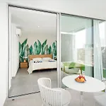 Luxury La Mia With Heated Pool 칼라오살바헤