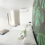 Luxury La Mia With Heated Pool 빌라