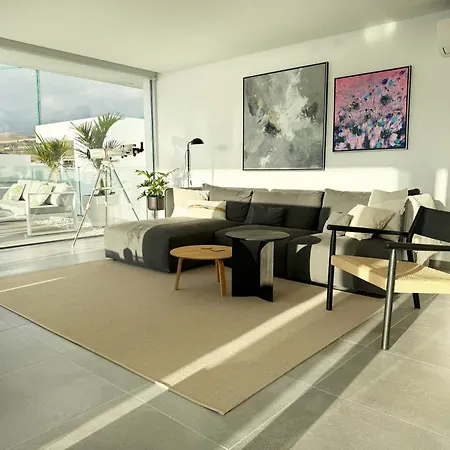 Luxury La Mia With Heated Pool *