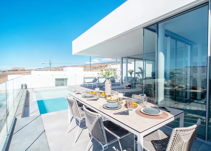 Luxury La Mia With Heated Pool *